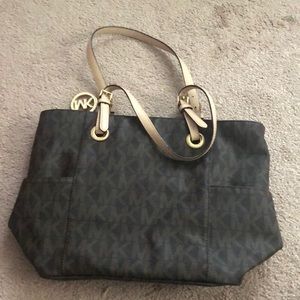 Micheal Kors tote bag